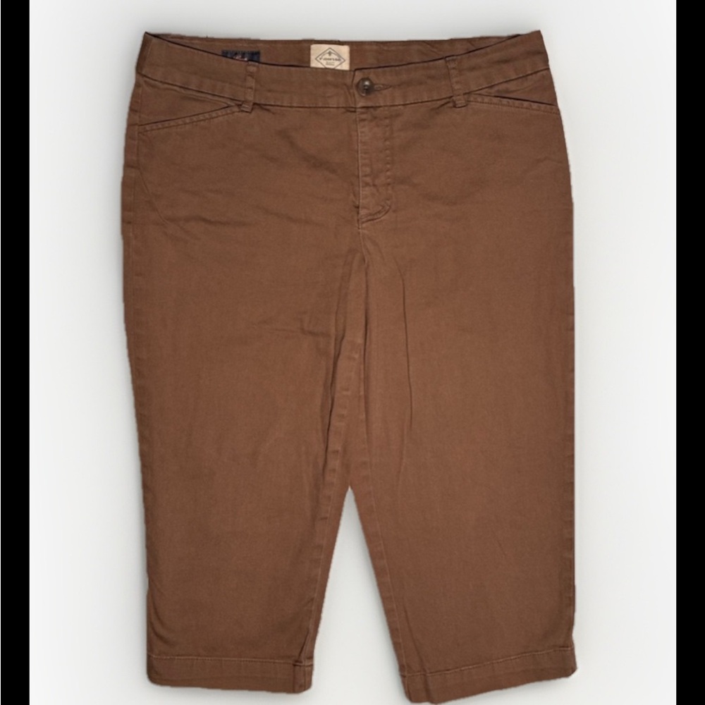 (12) ST JOHN’S BAY Brown Cropped Pants